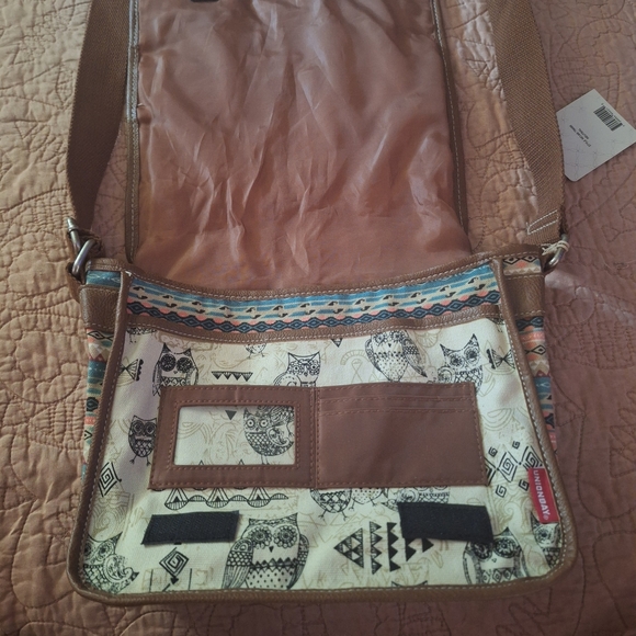 Women’s Unionbay Owl Crossbody Purse - Picture 8 of 11